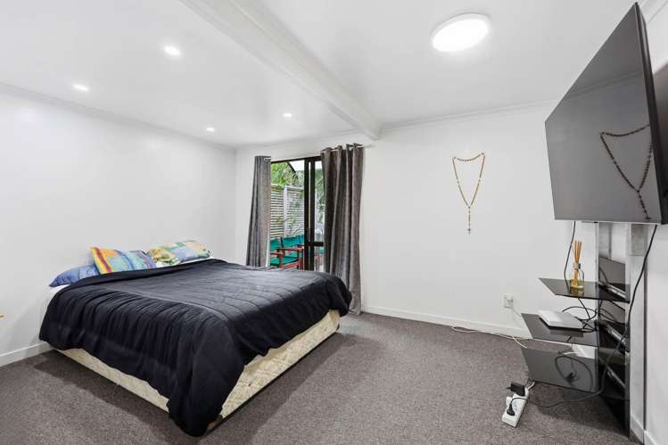 2/149 Colwill Road Massey_33