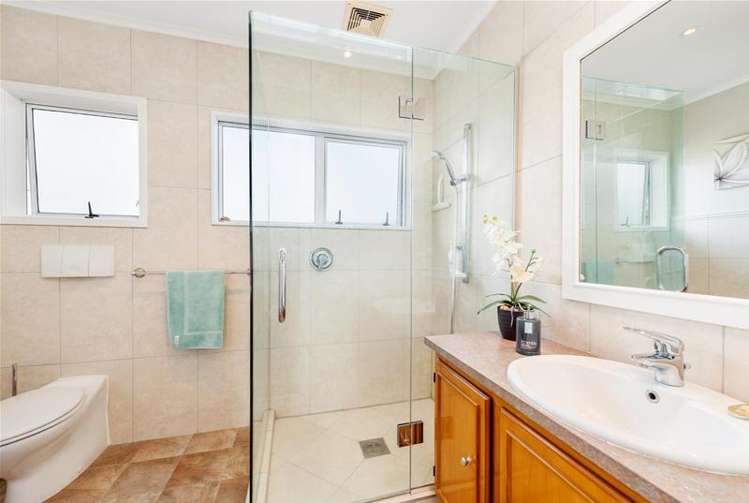 73 Churchill Road Cockle Bay_16