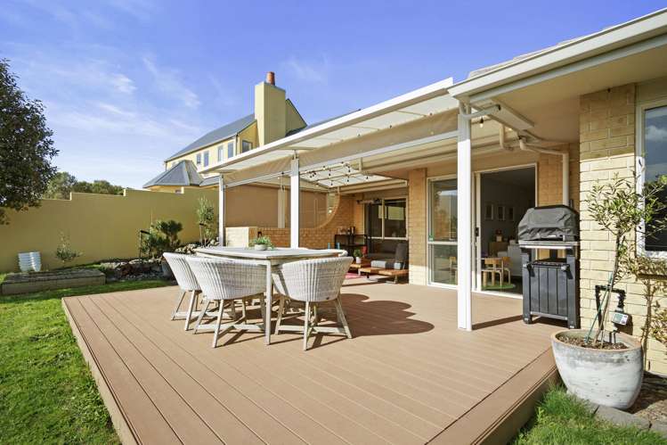 125 Woodman Drive Tawa_23