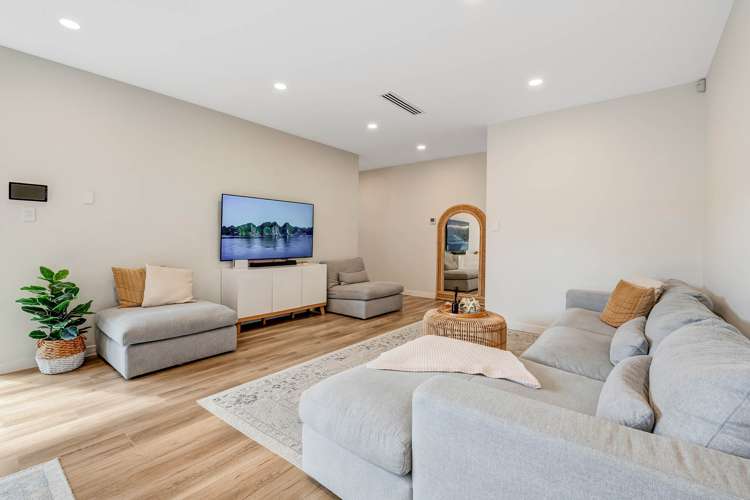 13 Surf View Crescent Red Beach_9