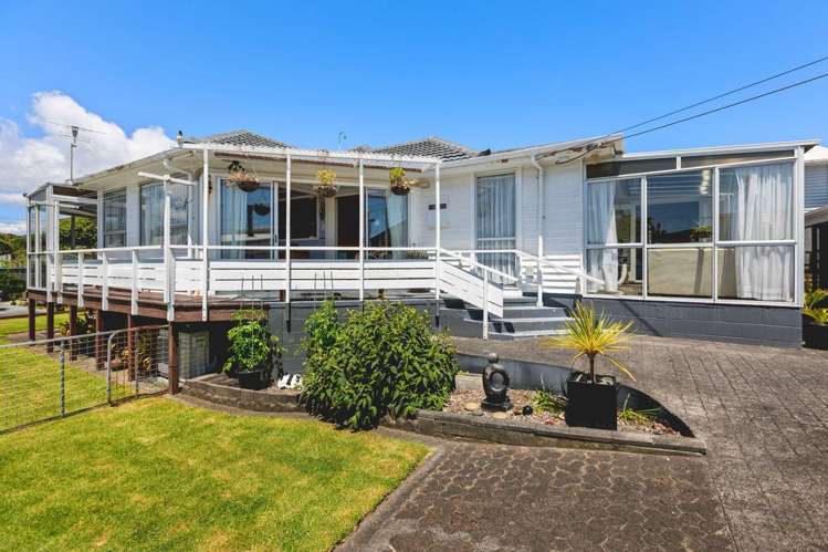 9 Roy Terrace Moturoa_10