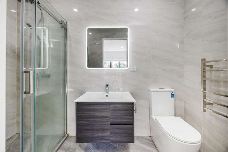 1 Bennett Road Pakuranga Heights_12