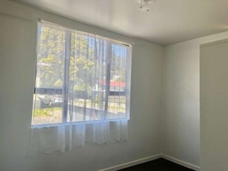 3/53A Pleasant Road Glen Eden_2