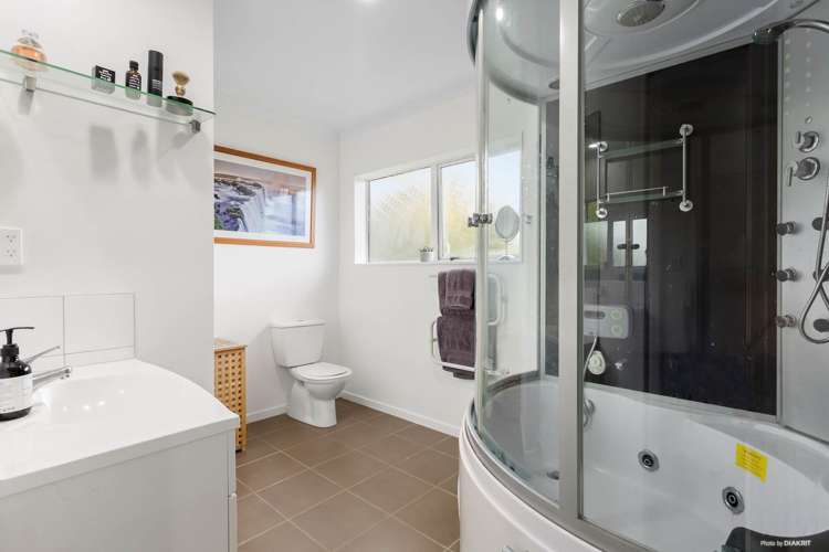 3a Sispara Place Beach Haven_11