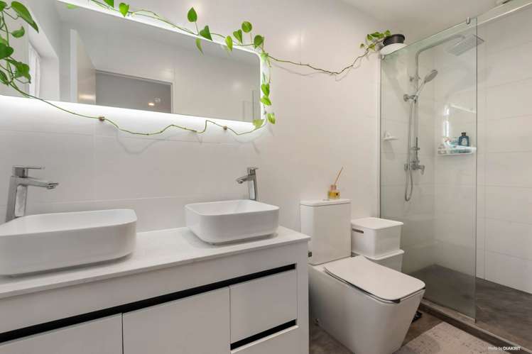 14B Coniston Avenue Te Atatu South_8