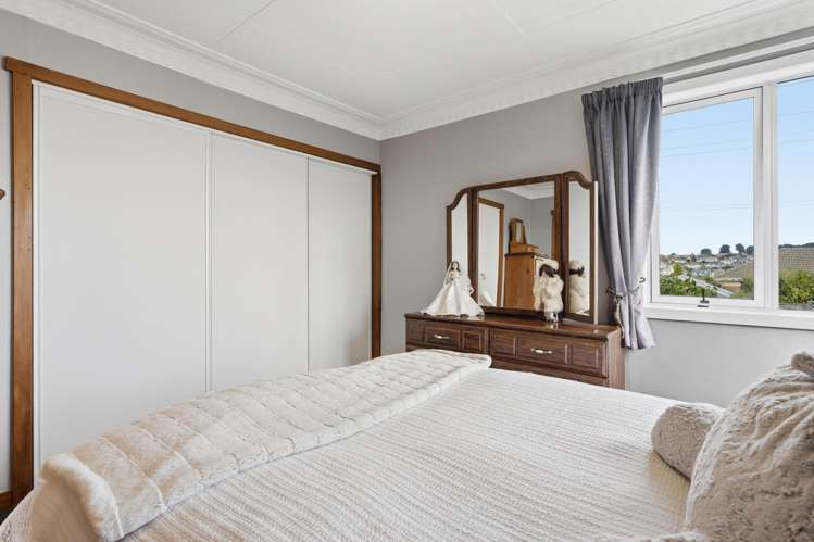 87 Riselaw Road Calton Hill_15