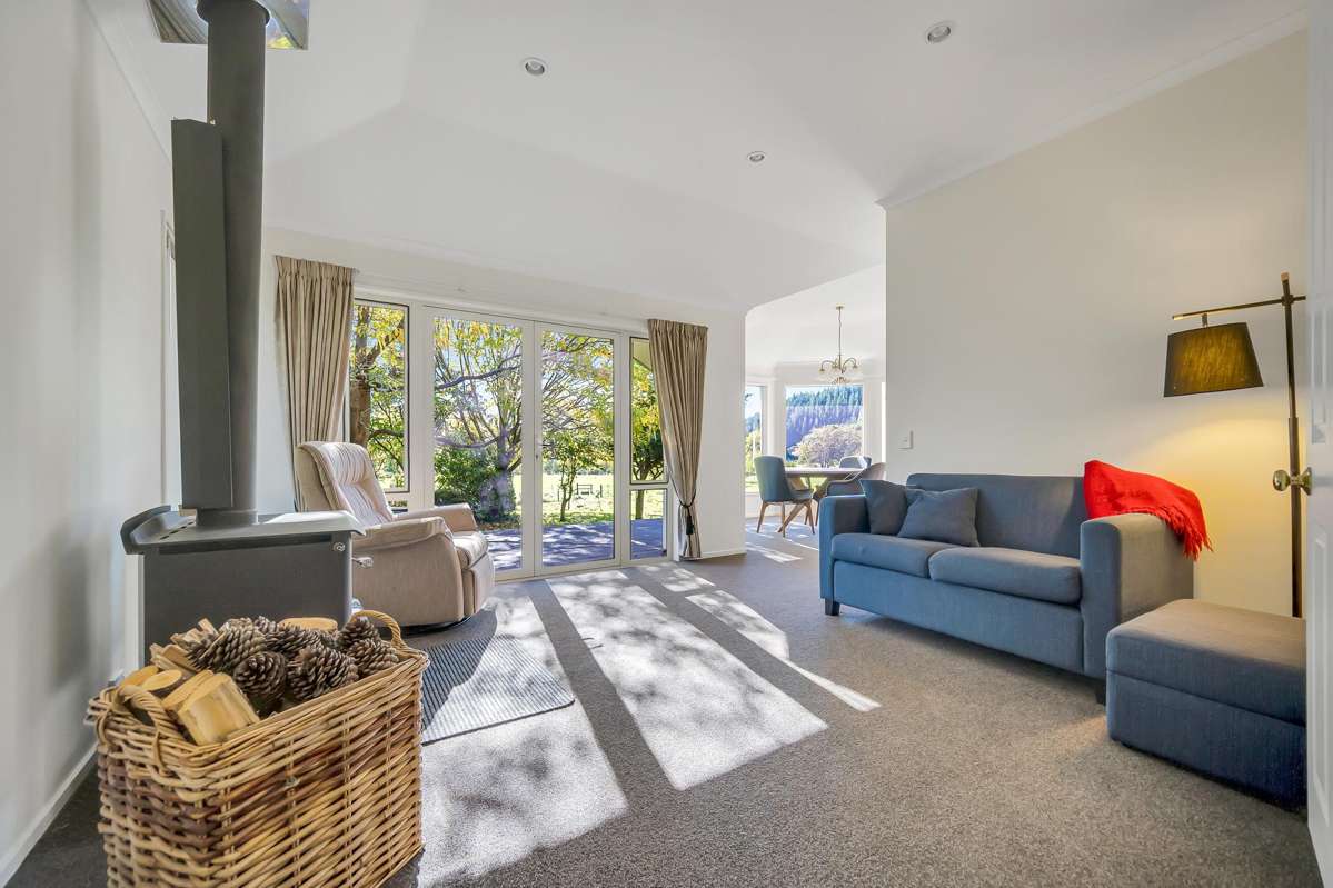 924 Dovedale Road_4
