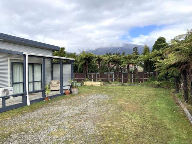 3/6 Pauareka Road Haast_2