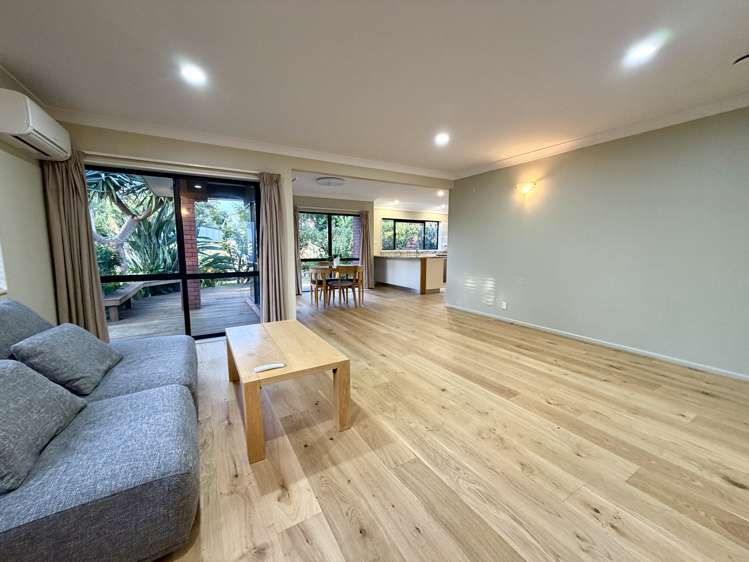 379 Hobsonville Road_2