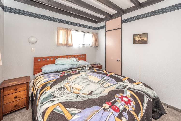 87 Devon Road Springvale_9