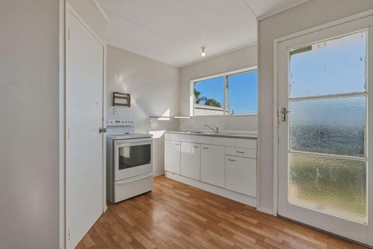 6 Standing Place Kaitaia_9