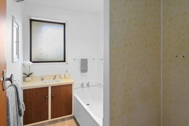 2/48 Jeffreys Road Fendalton_11