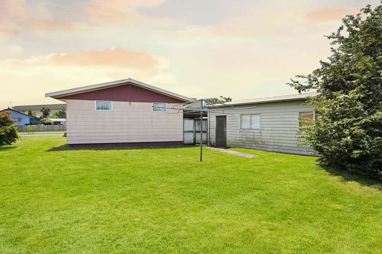 17 Enfield Street Nawton_17