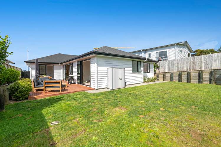 13 Surf View Crescent Red Beach_3