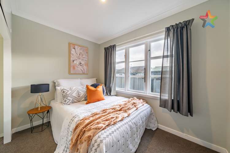 24 Wainuiomata Road Wainuiomata_12