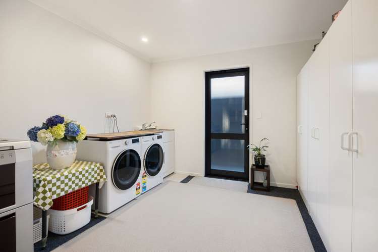 20 Trewern Avenue Chartwell_23