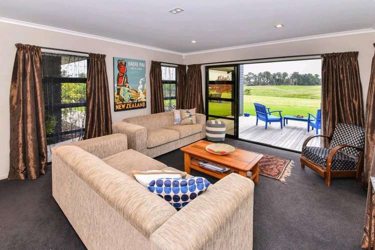 4 Goble Road Clarks Beach_5