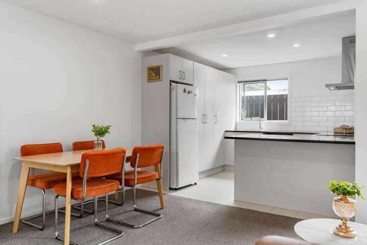 100B Point England Road Pt England_6