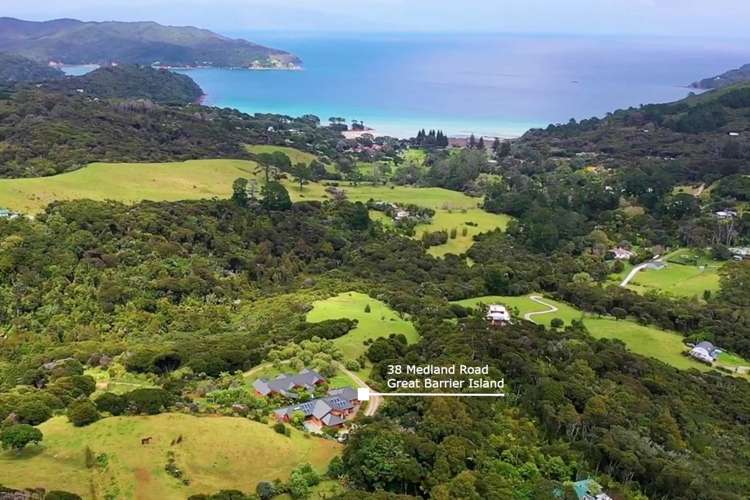 38 Medland Road Great Barrier Island_2