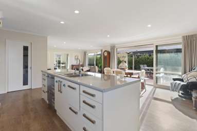 33 Sequoia Way_4