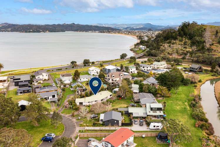 8 Parkland Place Whitianga_1