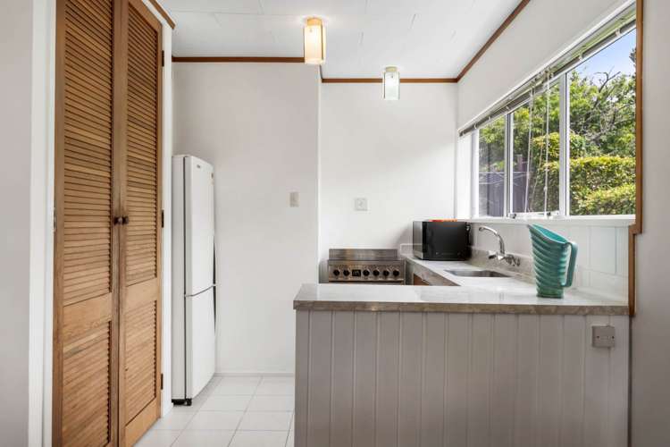 1/109A Te Atatu Road Te Atatu South_8