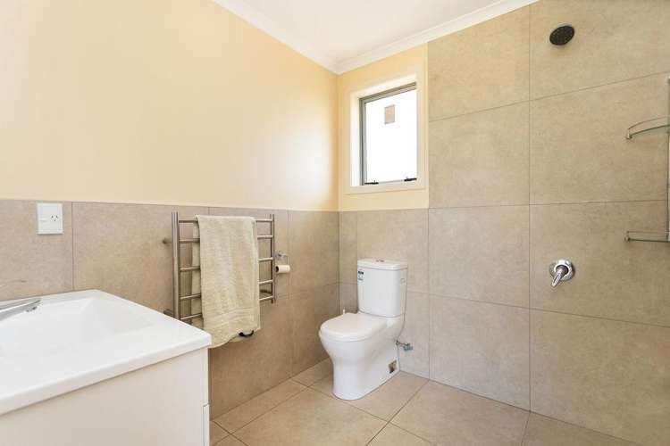 63 McPhee Street Dannevirke_19