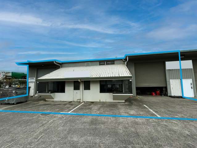 Functional Wiri Industrial - 2 Roller Doors