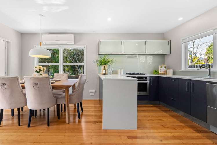 29 Kauri Glen Road Northcote_11