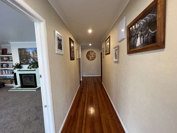 27 Montgomery Avenue Onerahi_5