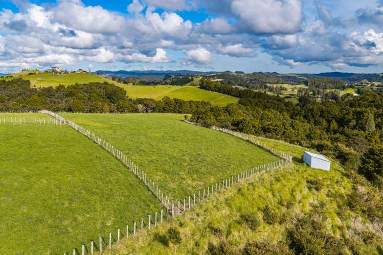 579 Ormiston Road Waipu_12