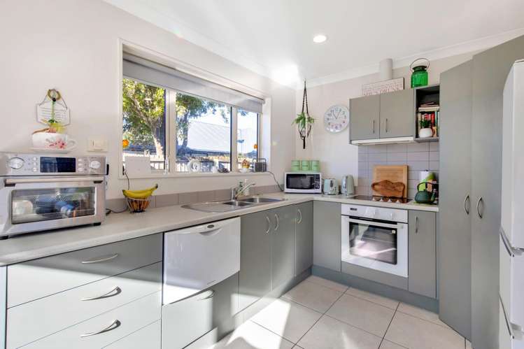 2/21 Awatea Road Hornby_4