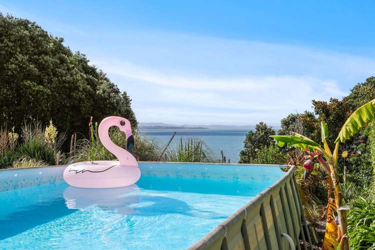 49 Torkar Road Clarks Beach_36