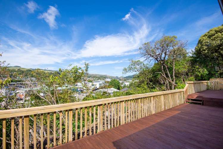 5 Hampton Hill Road Tawa_21