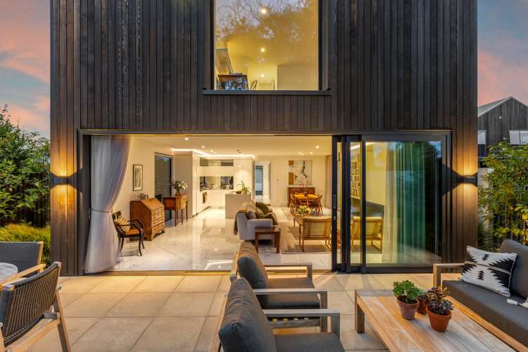 74 Merivale Lane Merivale_31