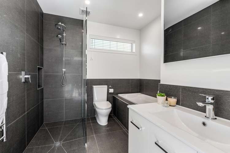 148 Motu Hei Pauanui_8