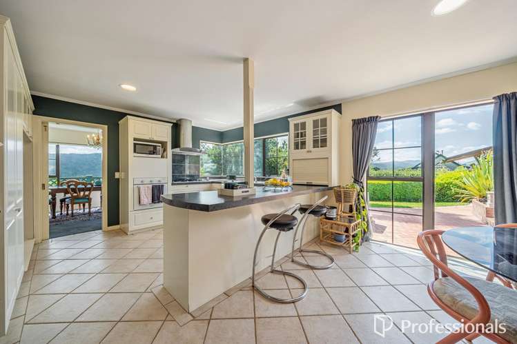 8 Plantagenet Grove Kingsley Heights_4
