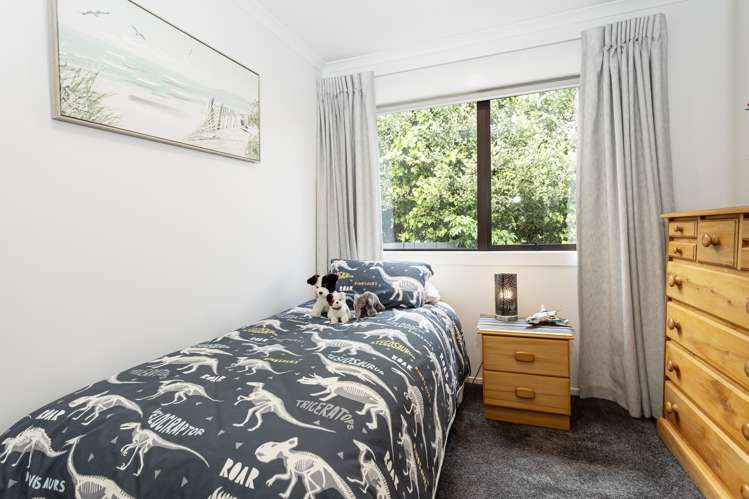 215 Bay View Road St Clair_23