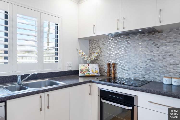 8 Hansen Place Takanini_12