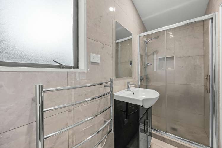 5 Kearney Place Massey_18