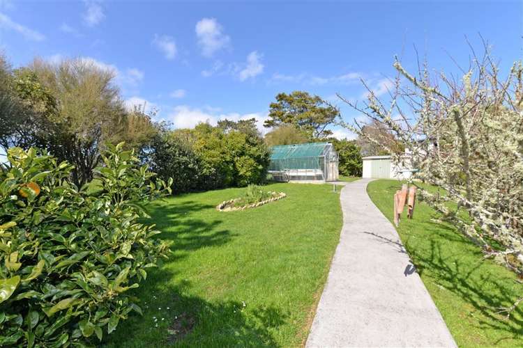 27a Rosella Grove Waimauku_11