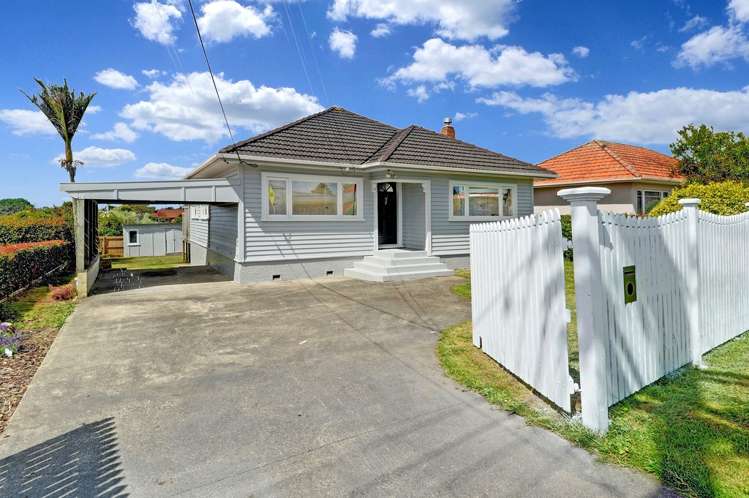 329 Rangatira Road Beach Haven_19
