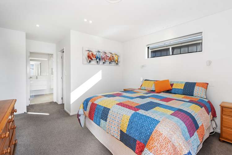 7 Leader Street Marshland_8