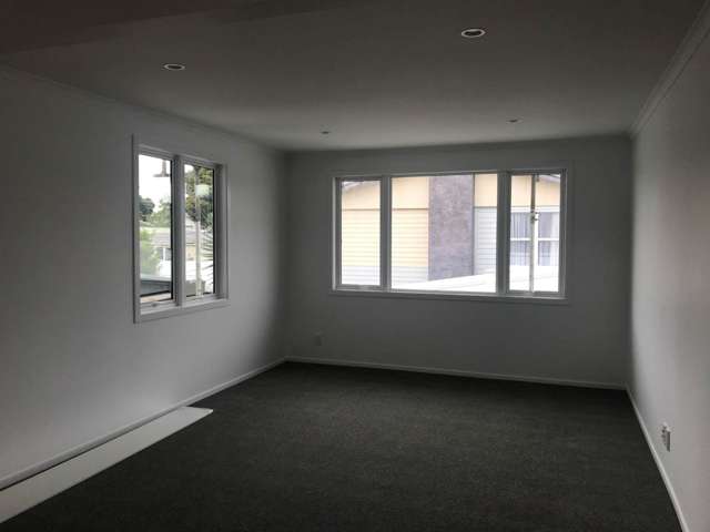 9 Maybelle Place Kelston_1