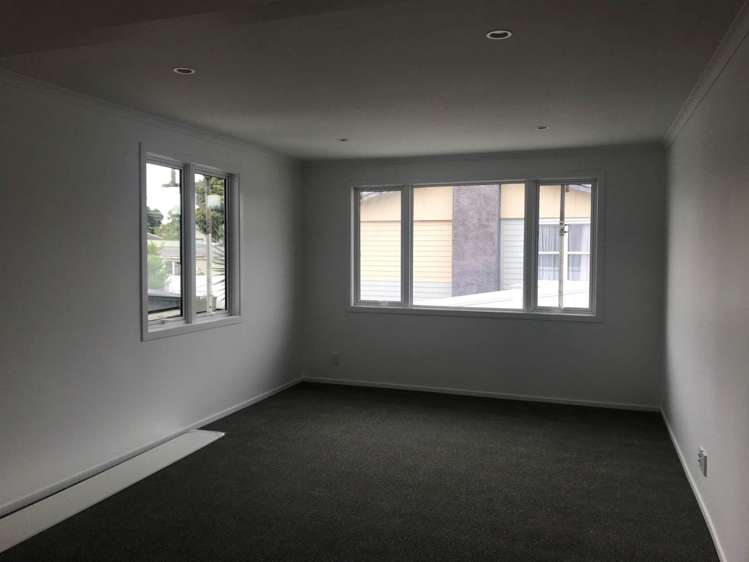 9 Maybelle Place Kelston_1