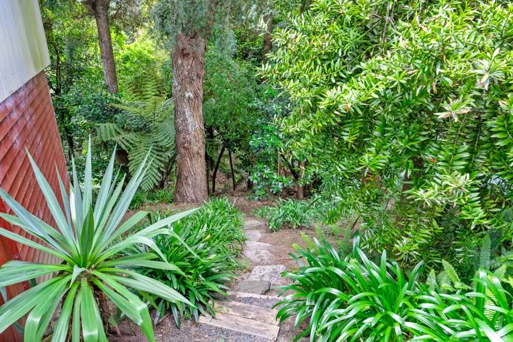 37 Eugenia Rise Totara Heights_20