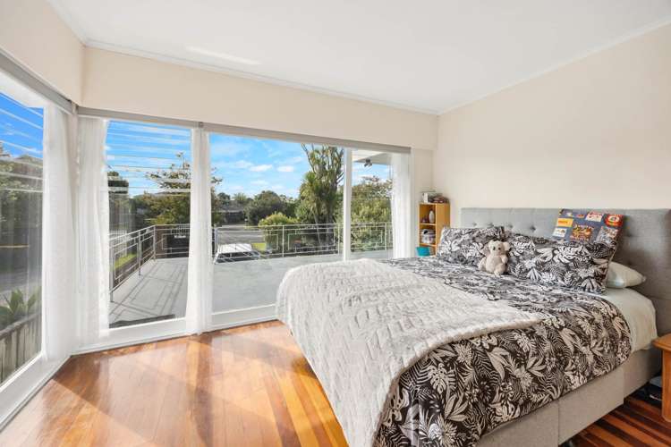 90 Coronation Road Mangere Bridge_10