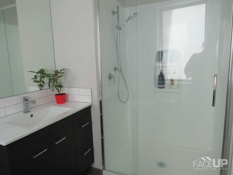 13 Te Aho Matua Road Hobsonville_10