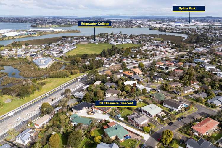 38 Ellesmere Crescent Pakuranga Heights_16