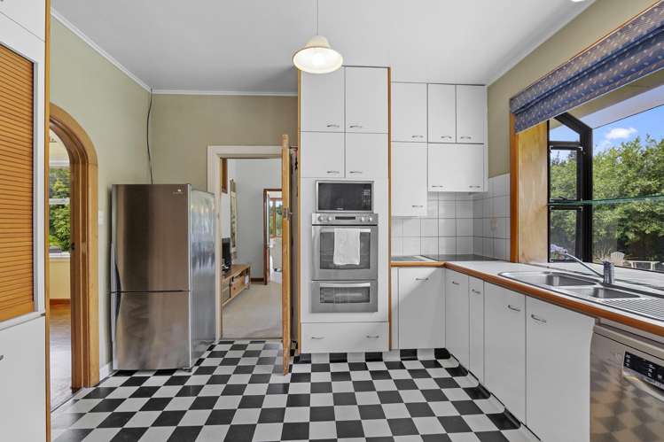 42 School Road Yaldhurst_8